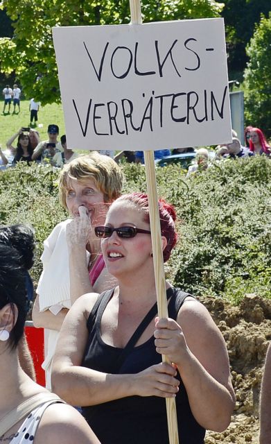 Γερμανία: «Στο γύψο» το Χάιντεναου υπό το φόβο επεισοδίων από ακροδεξιούς